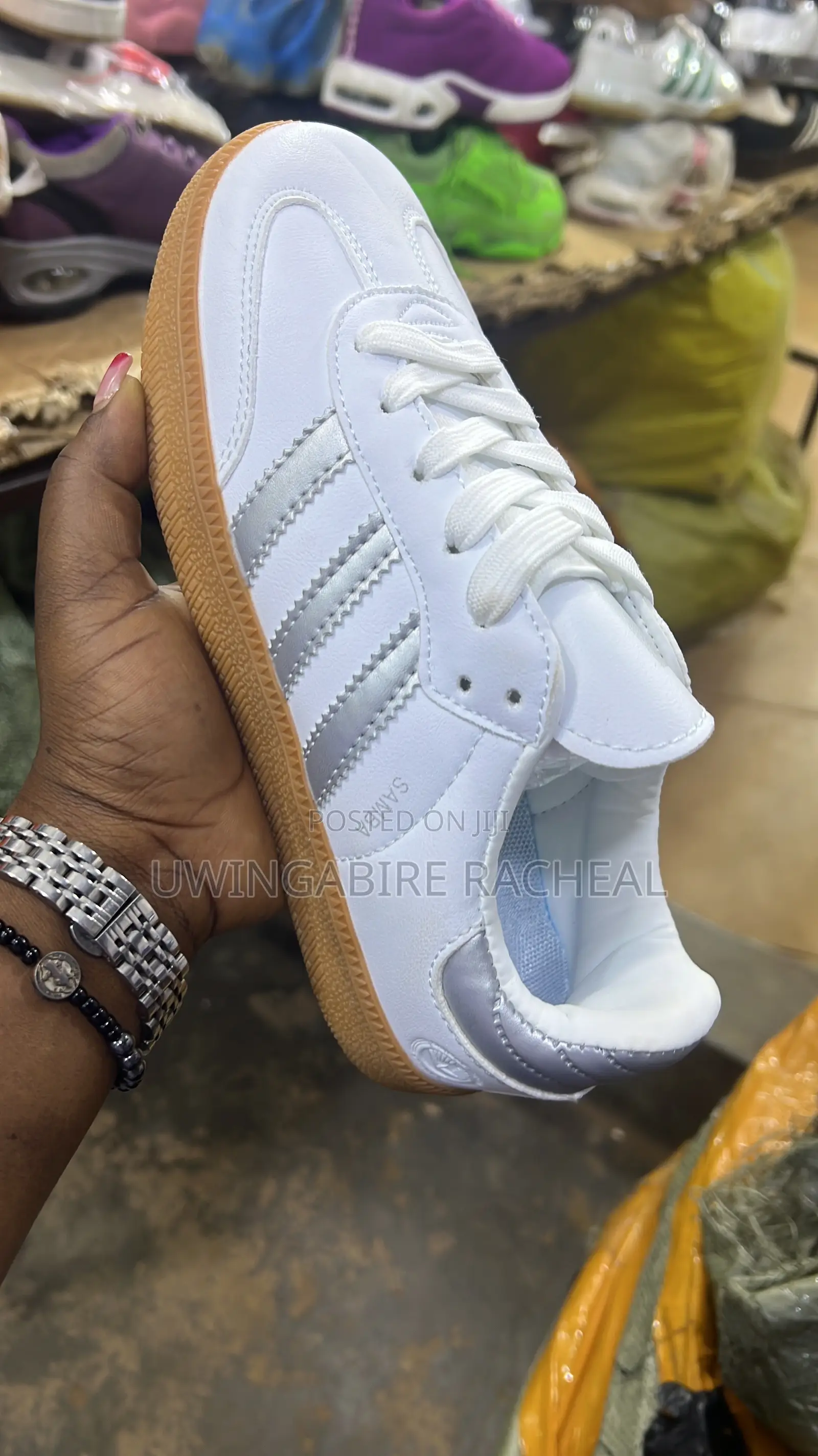 Sambas Adidas Very Authentic With Leather Up and Rubber Sole Down