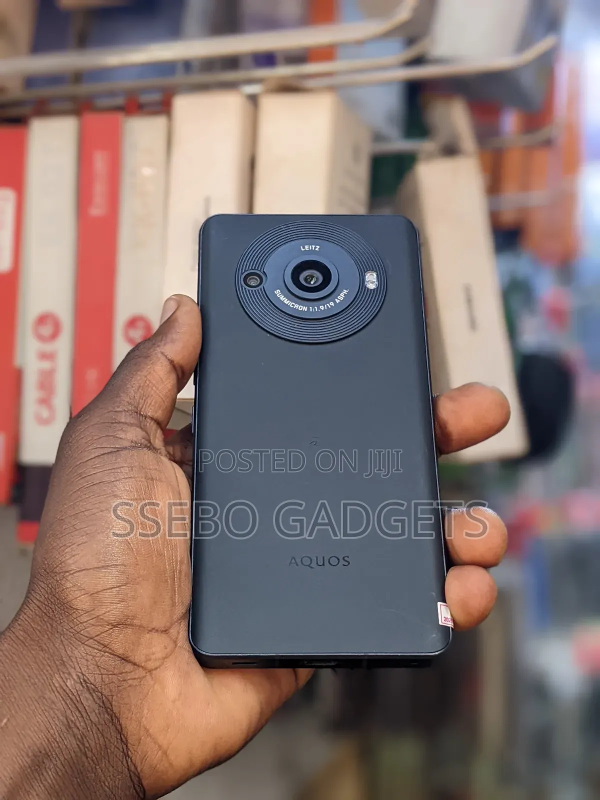 Sharp Aquos R8s pro 256 GB Black