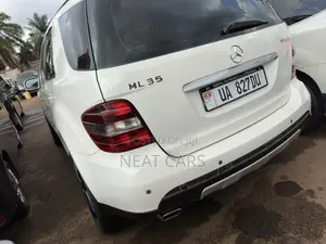 Mercedes-Benz M Class 2010 Pearl