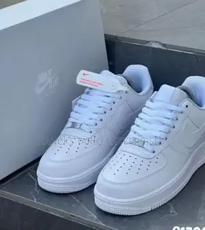 Nike Air Force 1 '07