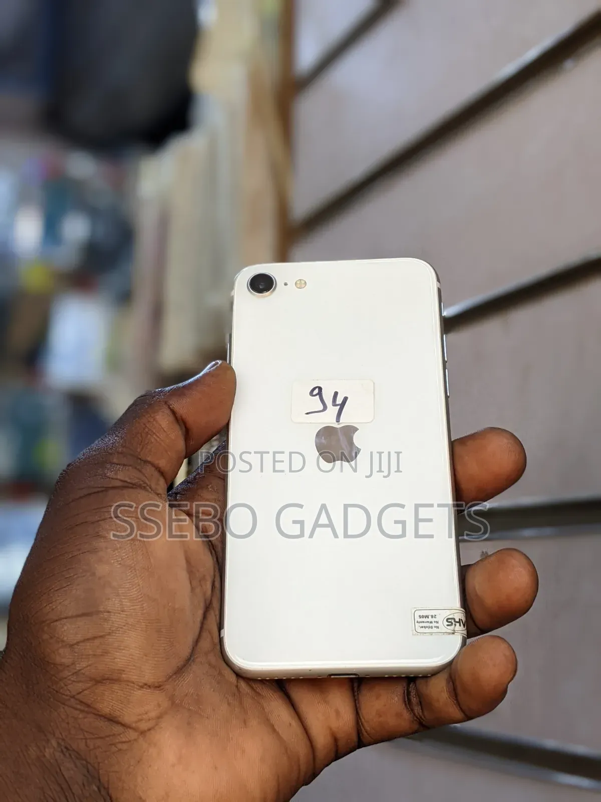 Apple iPhone SE 64 GB White