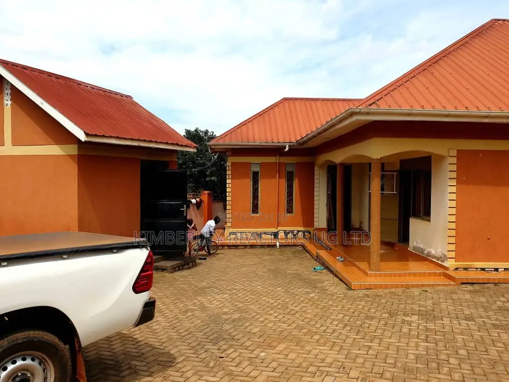 4bdrm Bungalow in Goma for sale