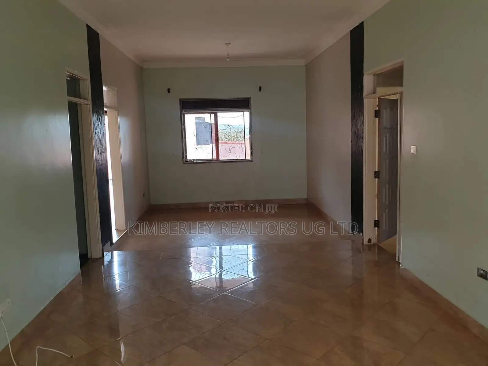 4bdrm Bungalow in Goma for sale