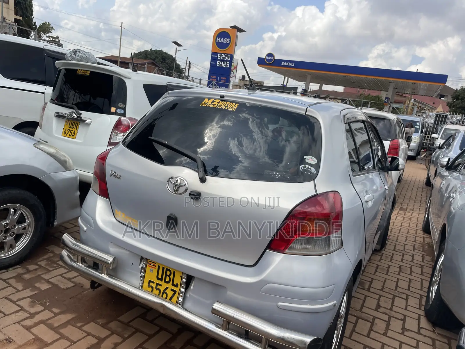 Toyota Vitz 2008 Silver