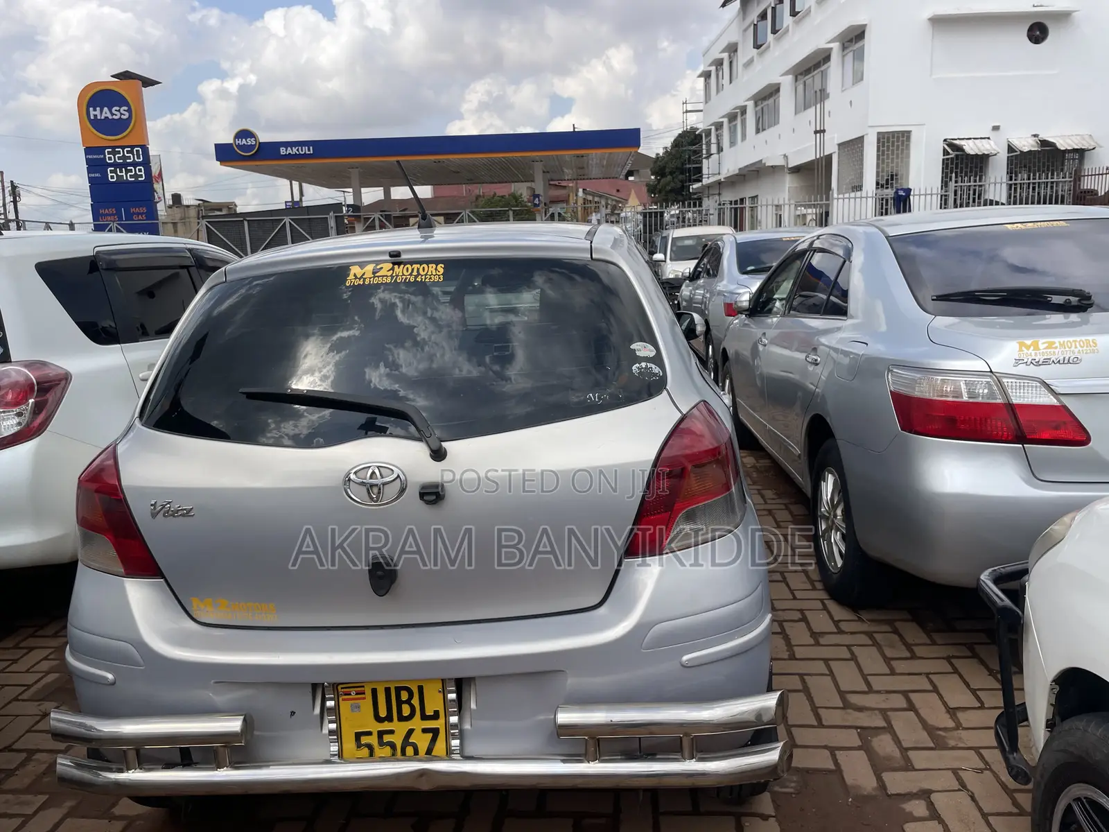Toyota Vitz 2008 Silver