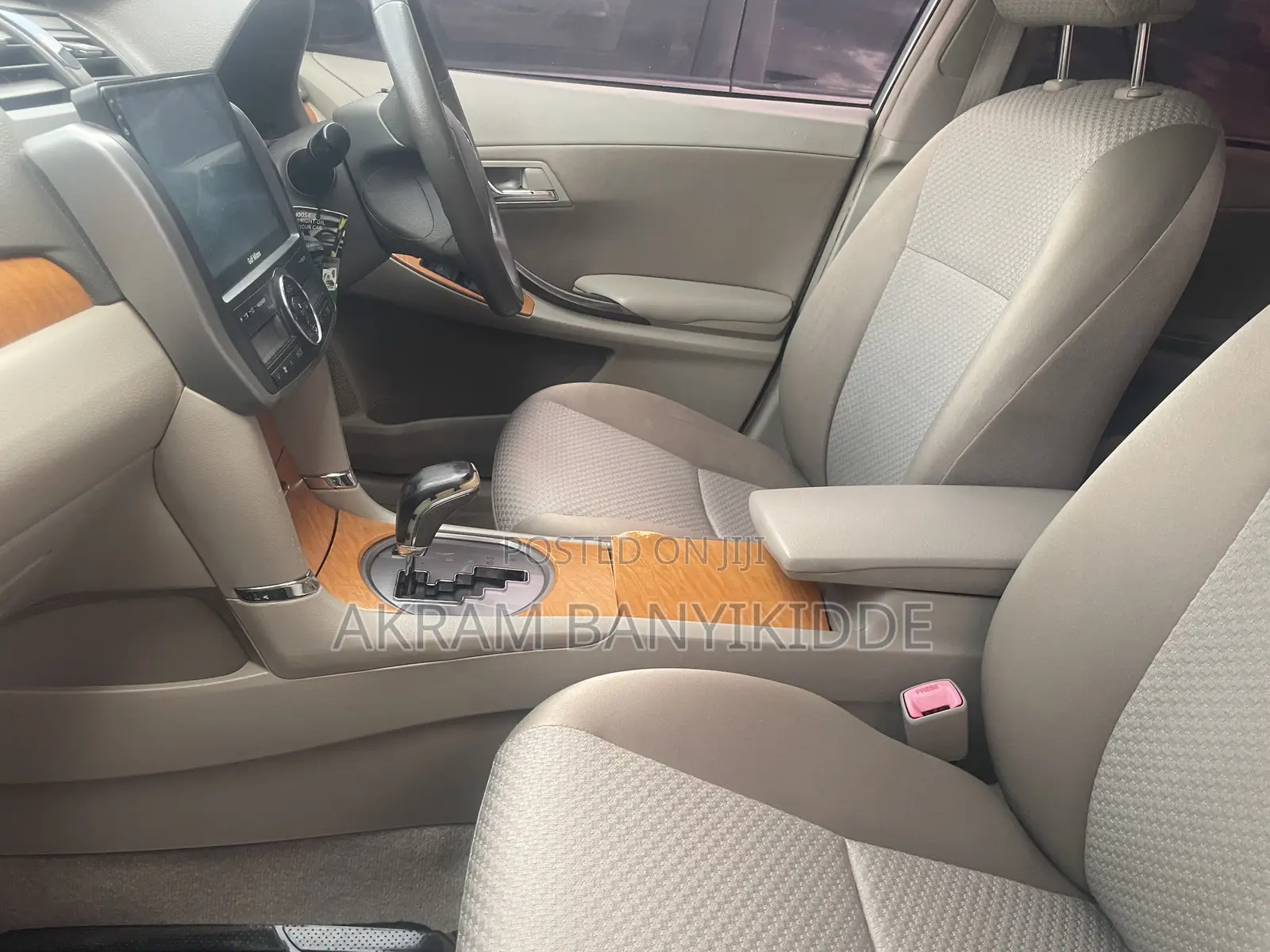 Toyota Premio 2010 Silver