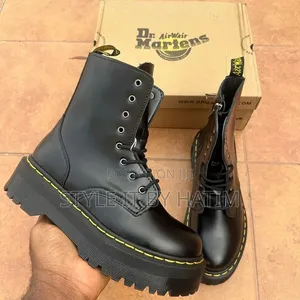 Dr Air Wear Martens