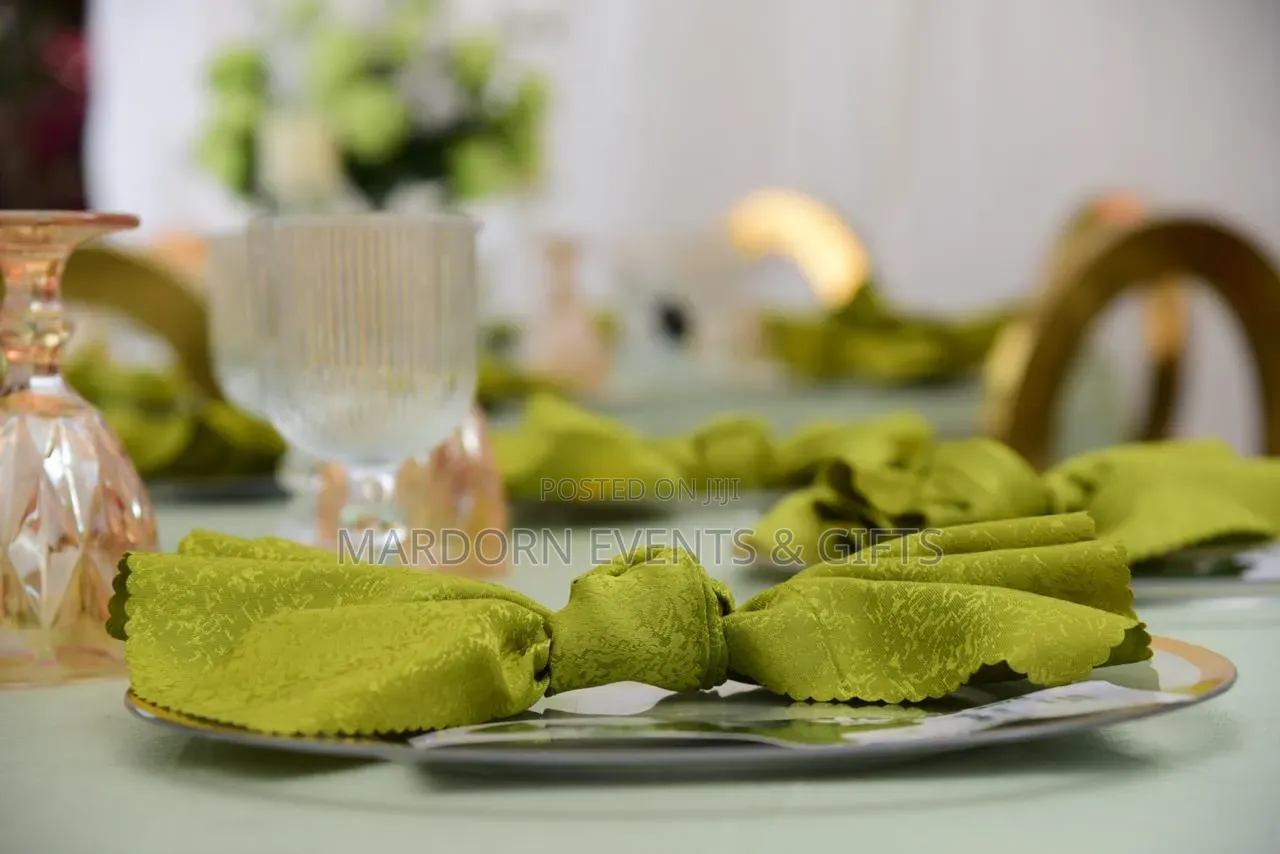 Simple Outdoor Kukyala in Olive Green
