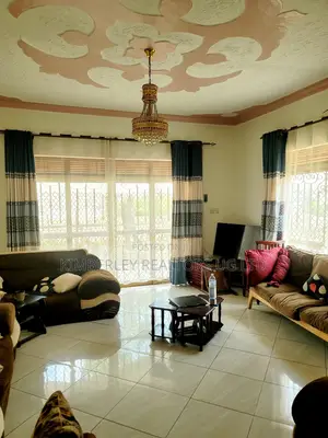4bdrm House in Division A for sale