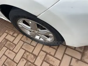 Toyota IST 2009 Pearl