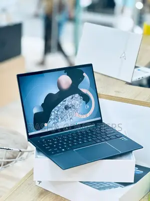 New Laptop HP Dragonfly G4 16GB Intel Core i7 SSHD+SSD 512GB