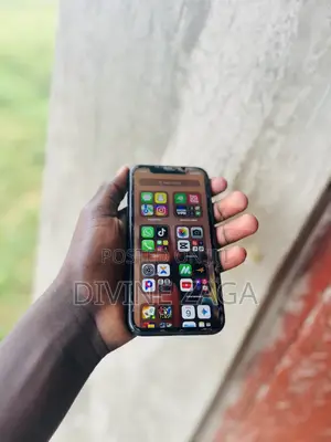 Apple iPhone XR 128 GB Black
