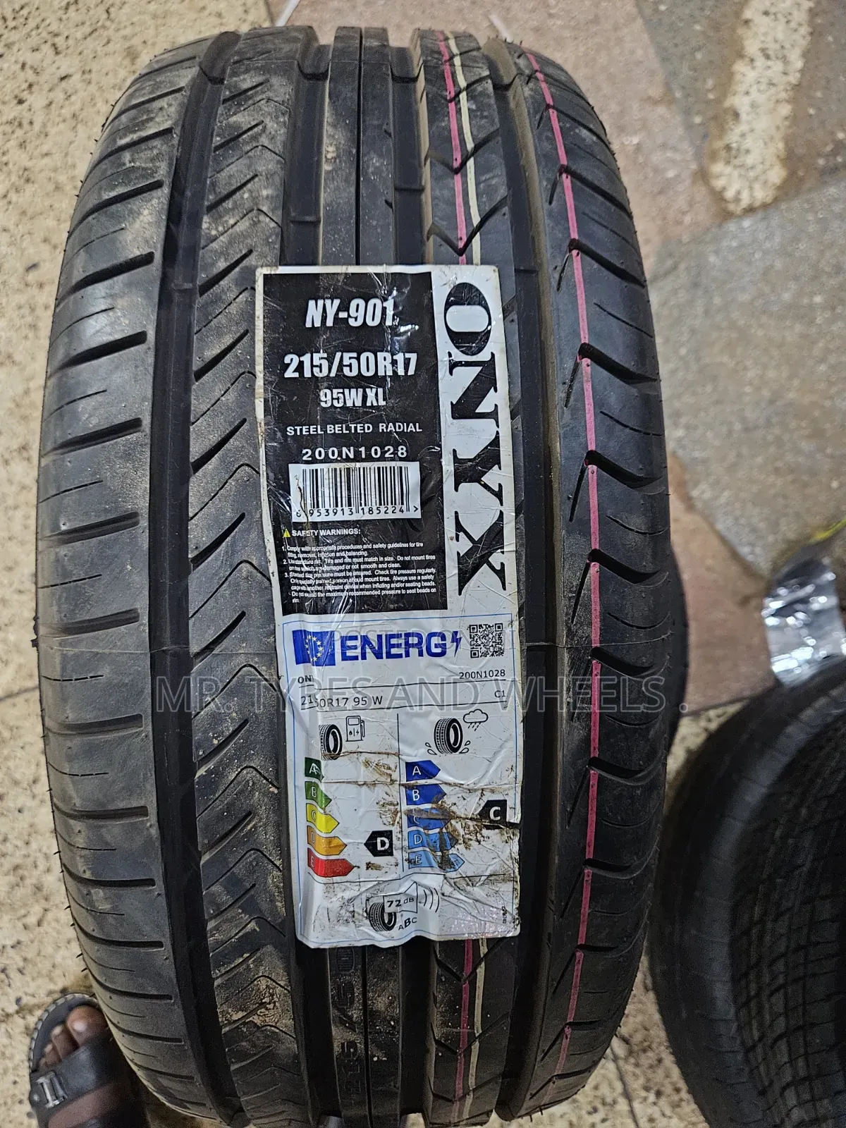 215 50 R17 Onex Steel Belted Radial Very Gd and Original.