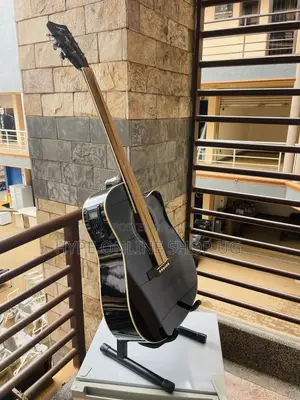 Fresh Mind,Brandnew Yamaha Powered Electric Acoustic Black Guitar