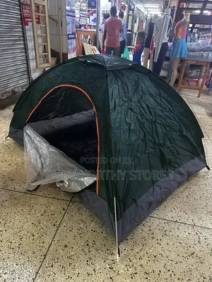 Green Automatic Camp Tent With 2 Entrances
