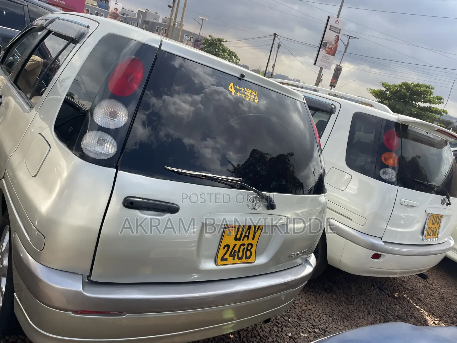 Toyota Raum 1999 Silver