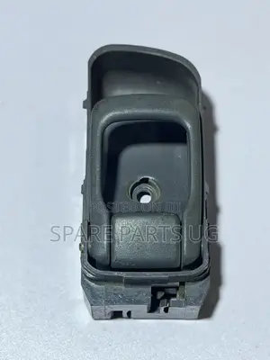 Nissan Hardbody Np300 Inner Door Handles