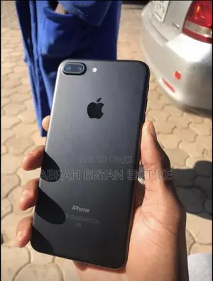Apple iPhone 7 Plus 128 GB Black
