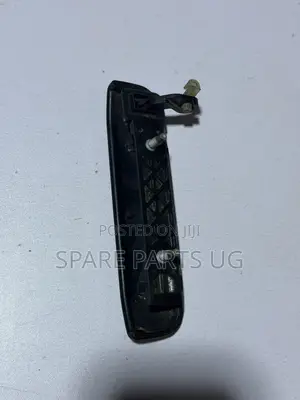 Nissan Hardbody Door Handle
