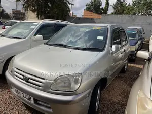 Toyota Raum 1999 Silver