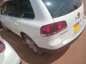Volkswagen Touareg 2008 White