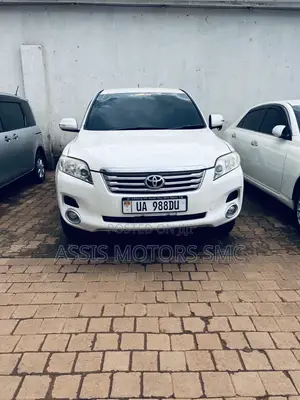 Toyota Vanguard 2008 White