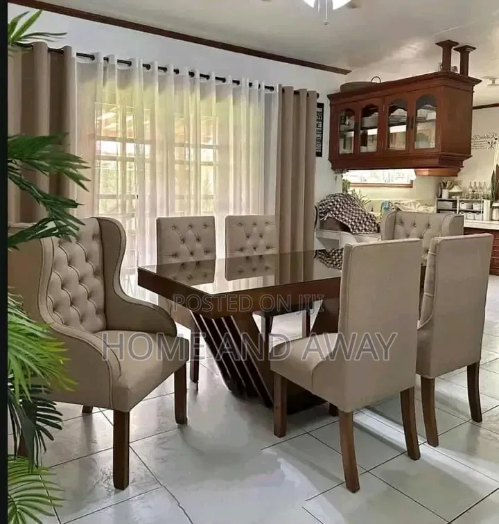 Dining Tables/Dining Sets of 2,800,000/- In Any Colour or Material