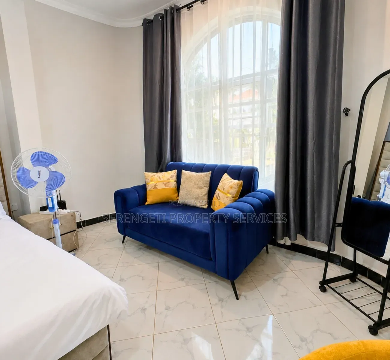 Furnished Studio Airbnb Munyonyo