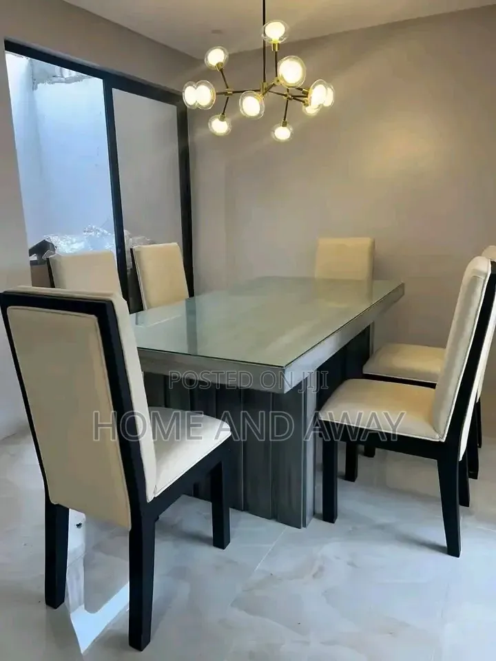 Dining Tables/Dining Sets Depot in Kampala at 2,000,000/- All Colours