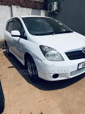 Toyota Corolla Spacio 2004 White