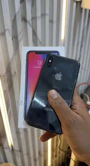 Apple iPhone X 64 GB Black