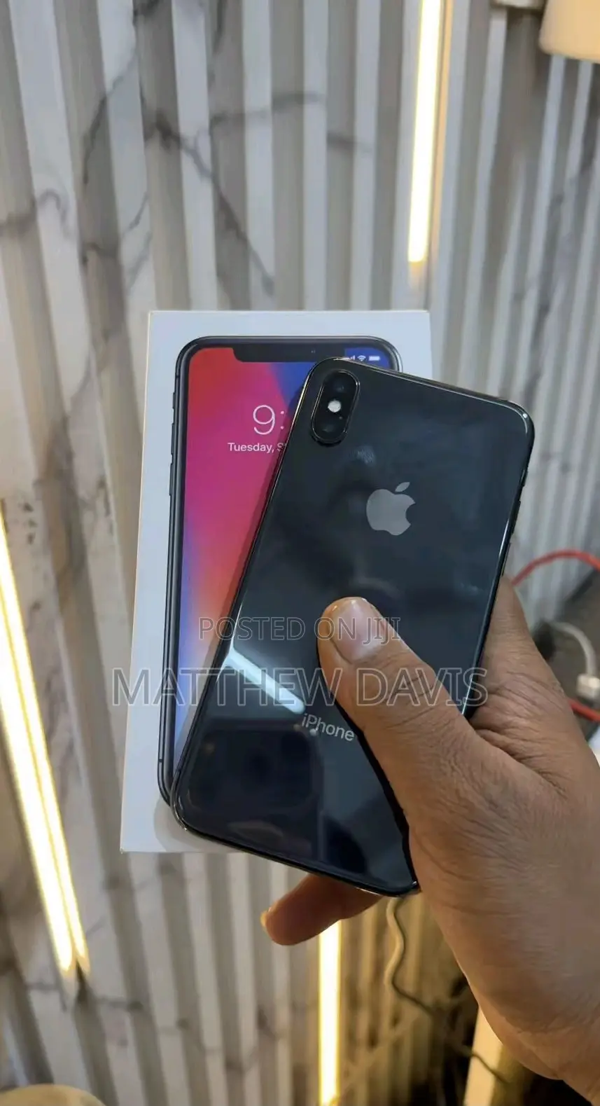 Apple iPhone X 64 GB Black