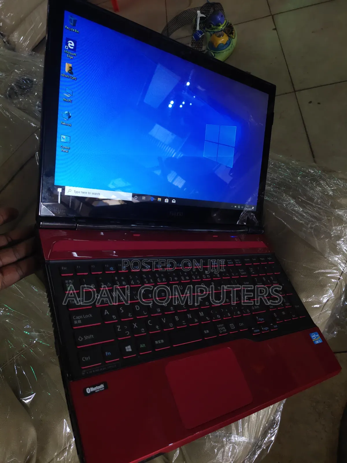 Laptop Fujitsu Lifebook AH56/G 8GB Intel Core i5 SSD 256GB