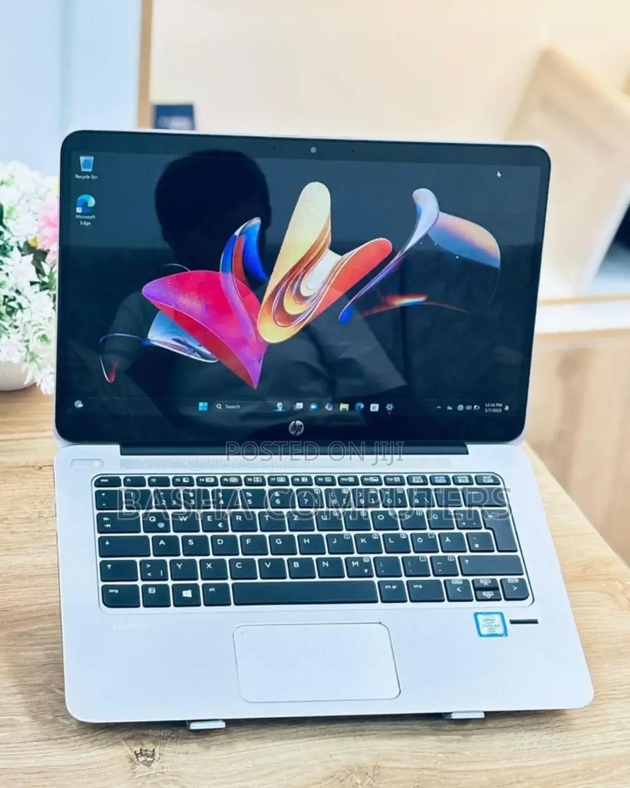 New Laptop HP EliteBook Folio 8GB Intel Core i7 SSHD+SSD 256GB