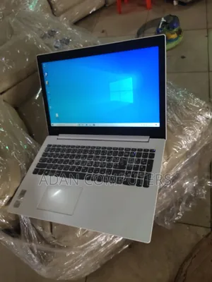 Laptop Lenovo LOQ 15IRH8 4GB Intel Celeron HDD 500GB