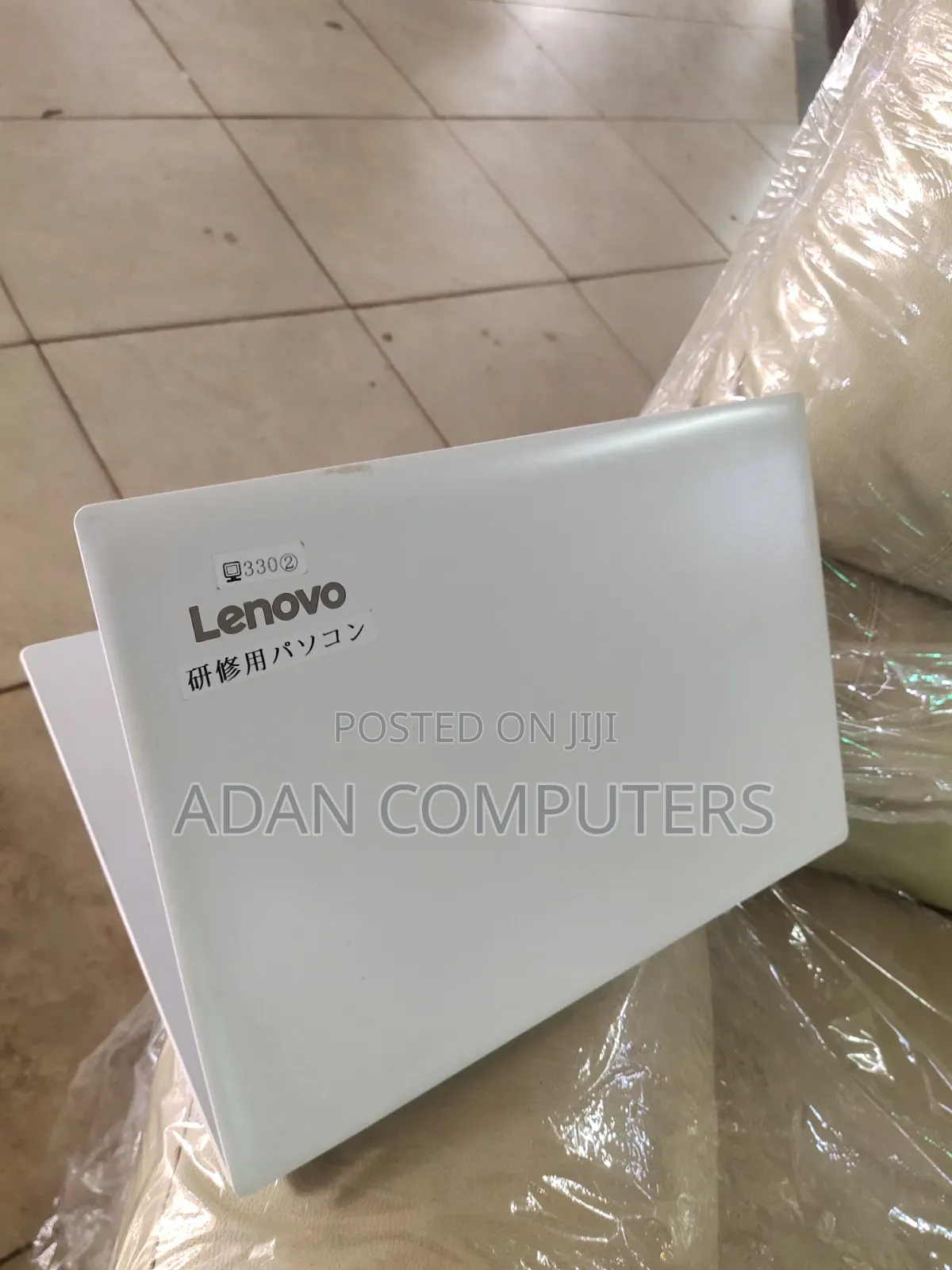 Laptop Lenovo LOQ 15IRH8 4GB Intel Celeron HDD 500GB