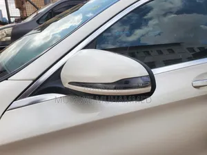 Mercedes-Benz C200 2015 White