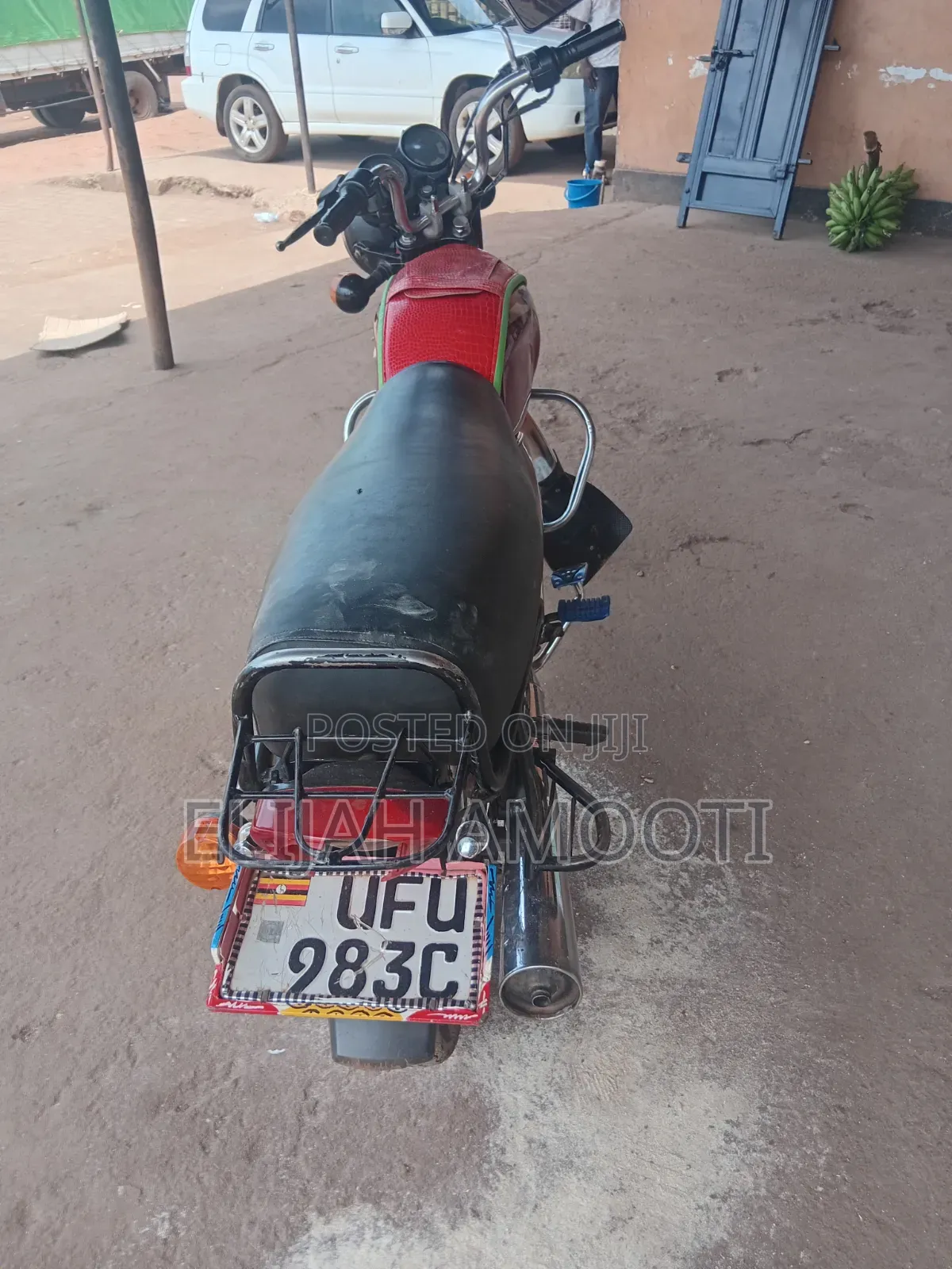 Bajaj Boxer 100 2023 Red