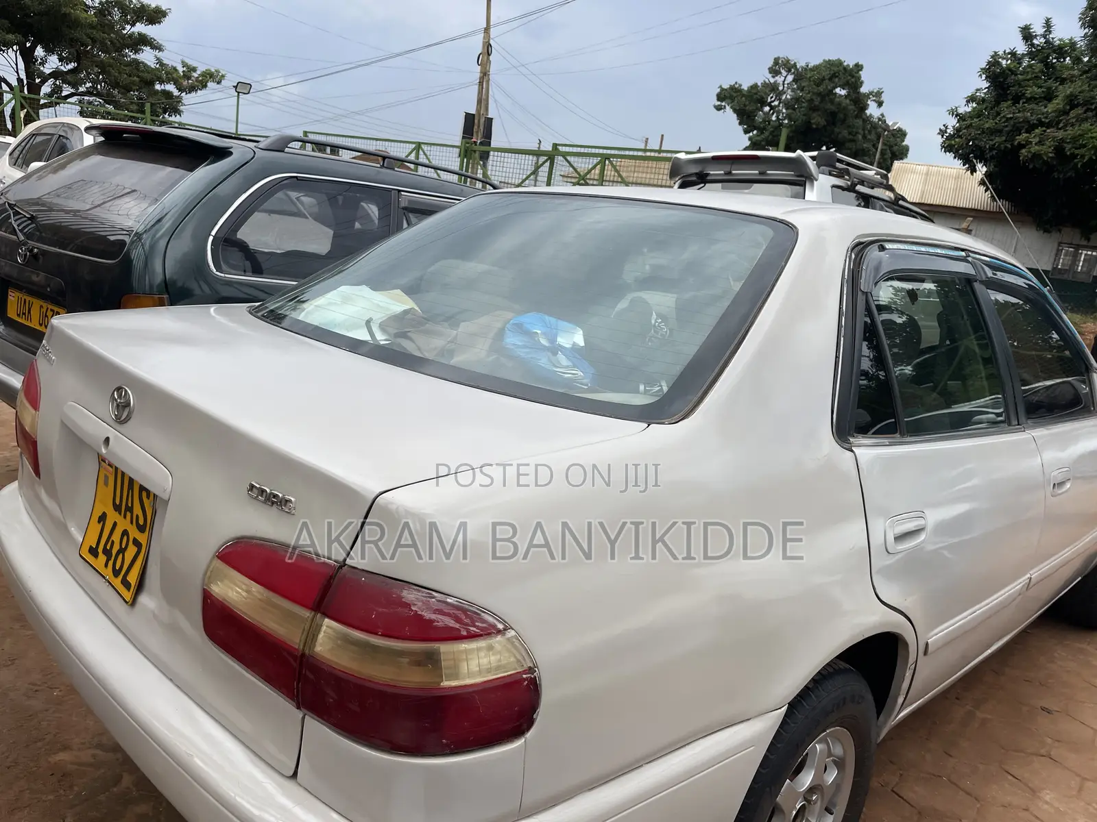 Toyota Corolla 2000 Gray