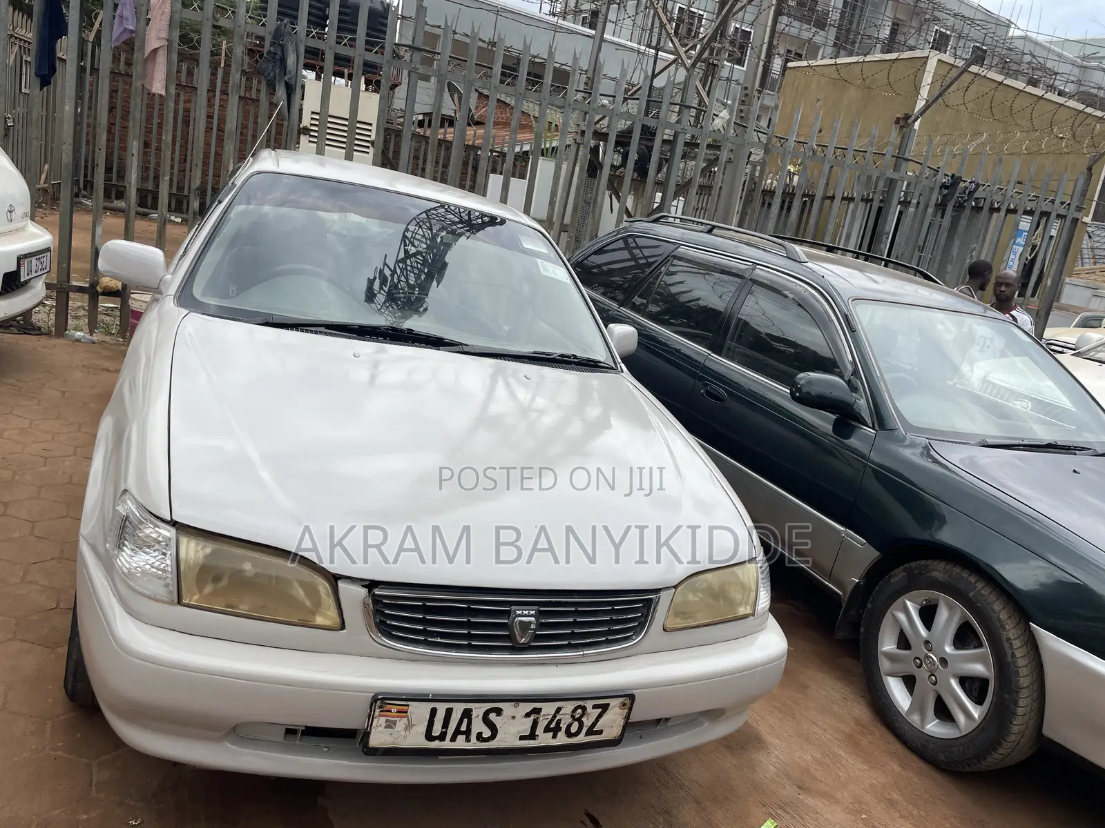 Toyota Corolla 2000 Gray