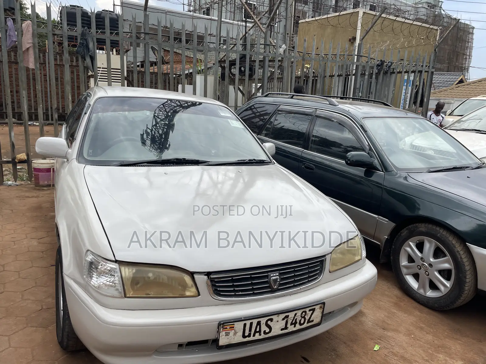 Toyota Corolla 2000 Gray