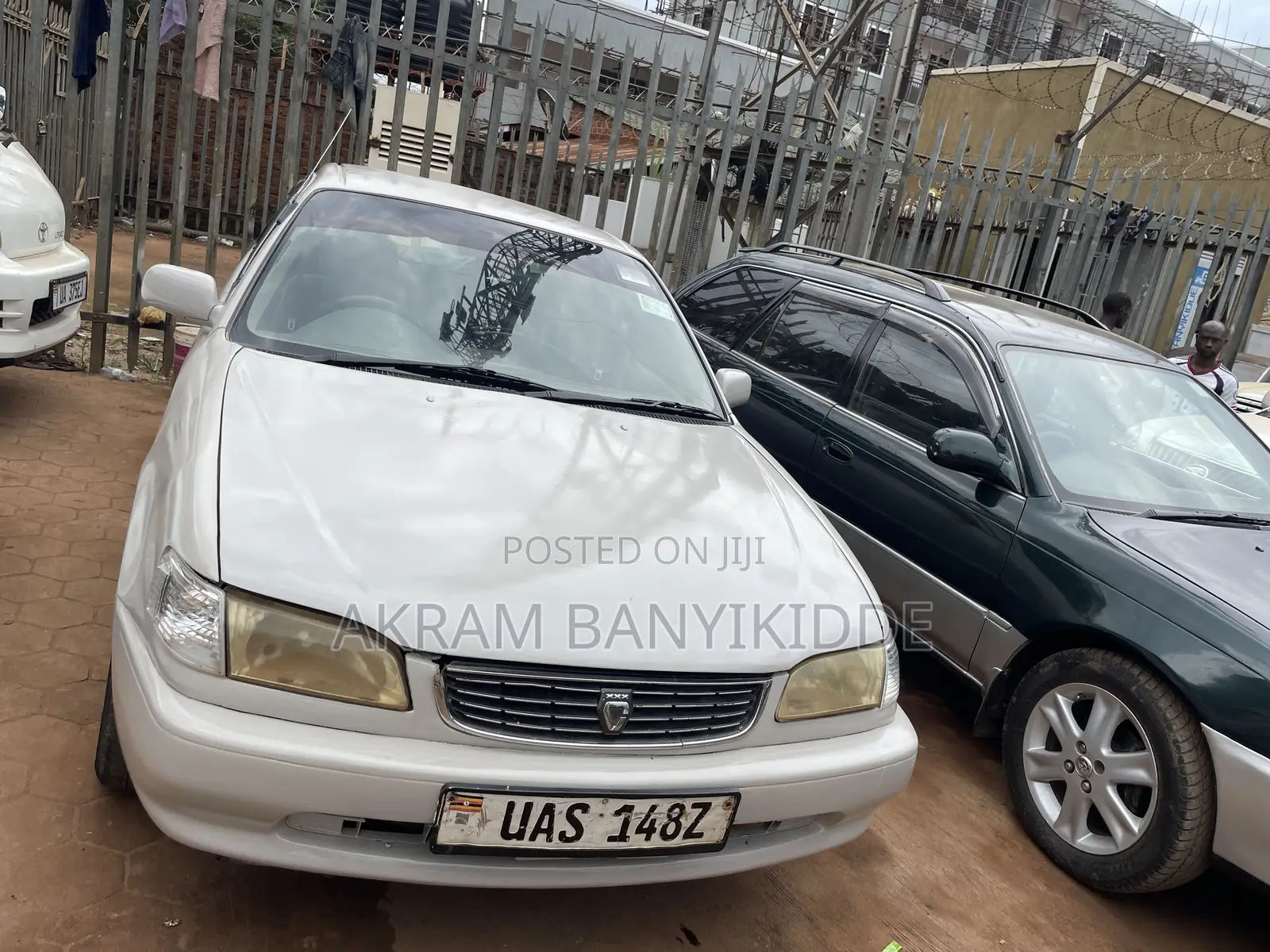 Toyota Corolla 2000 Gray
