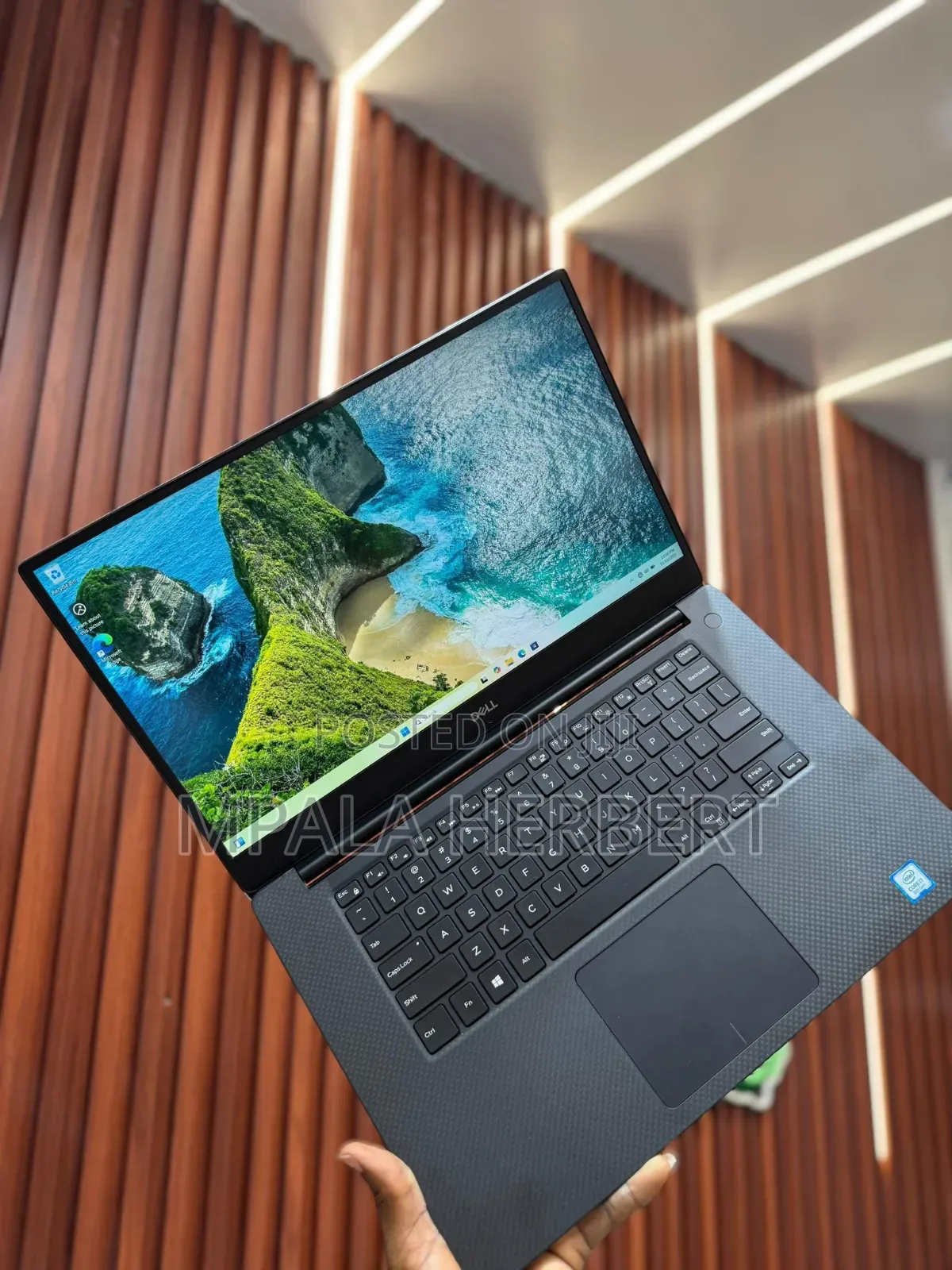New Laptop Dell Precision 5540 16GB Intel Core i7 SSD 512GB