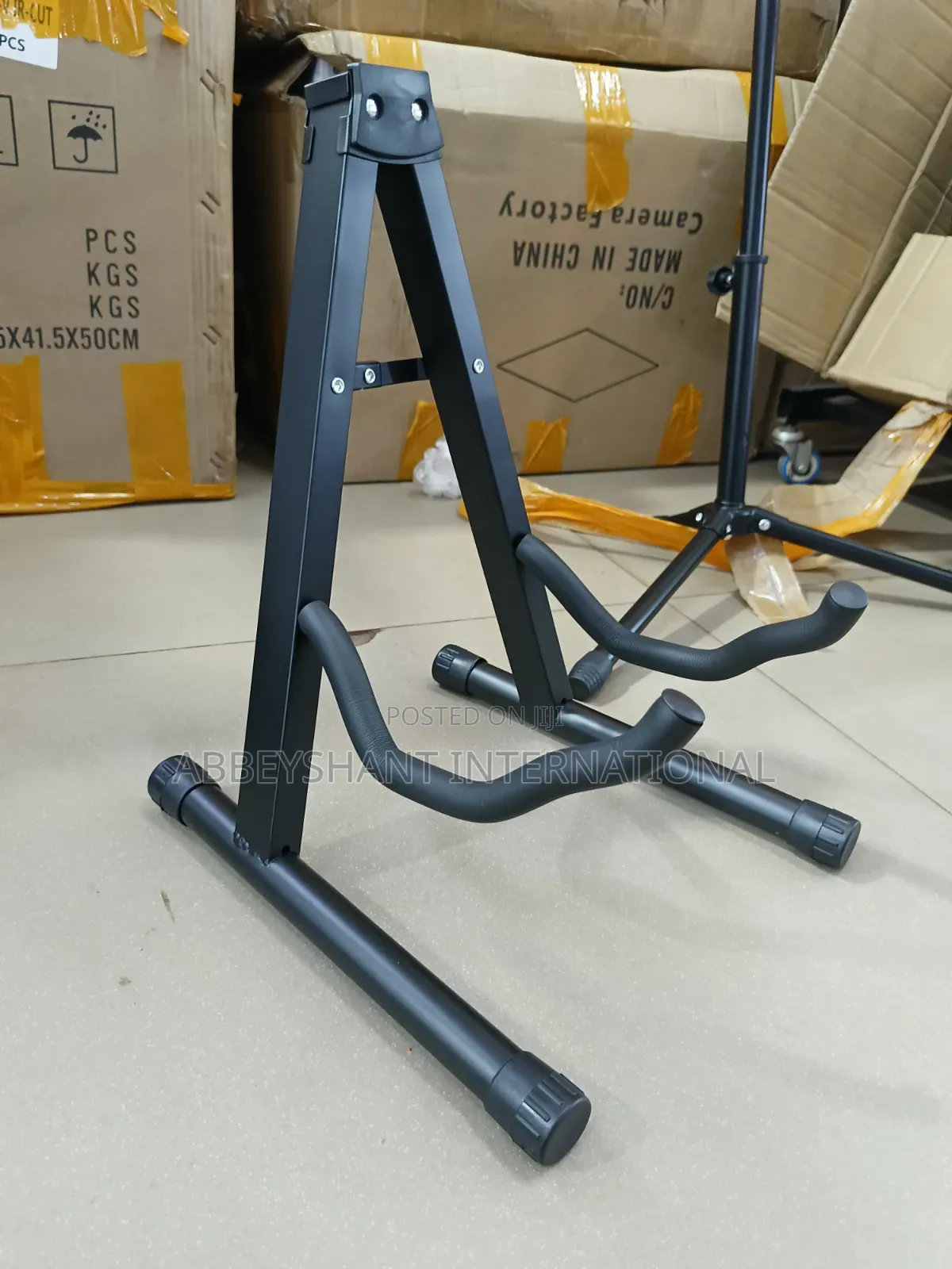 Universal Guitar Stand for Acoustic and Electric Guitars