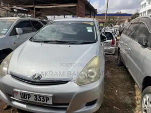 Toyota Wish 2005 Silver