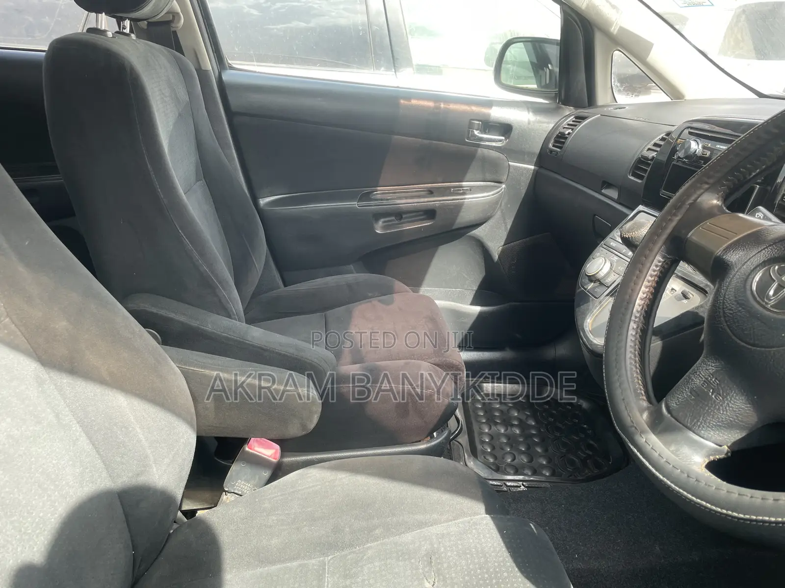 Toyota Wish 2005 Silver