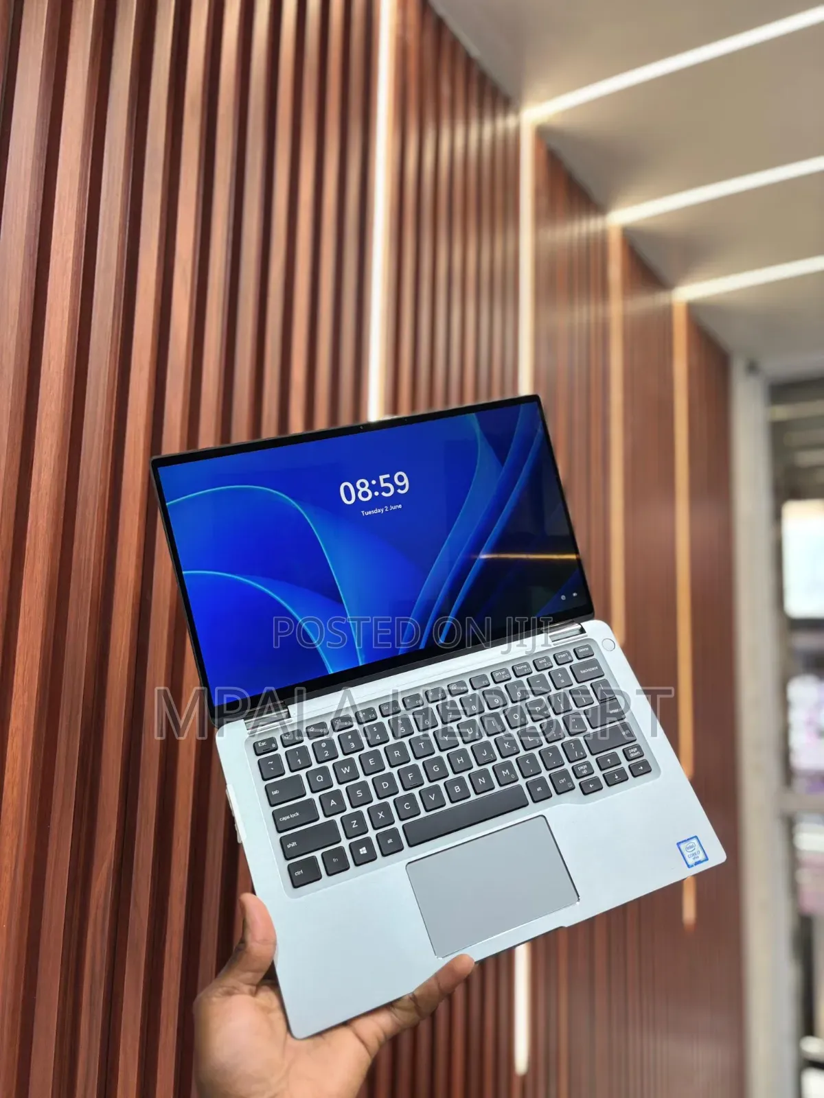 New Laptop Dell Latitude 7400 16GB Intel Core i7 SSD 512GB