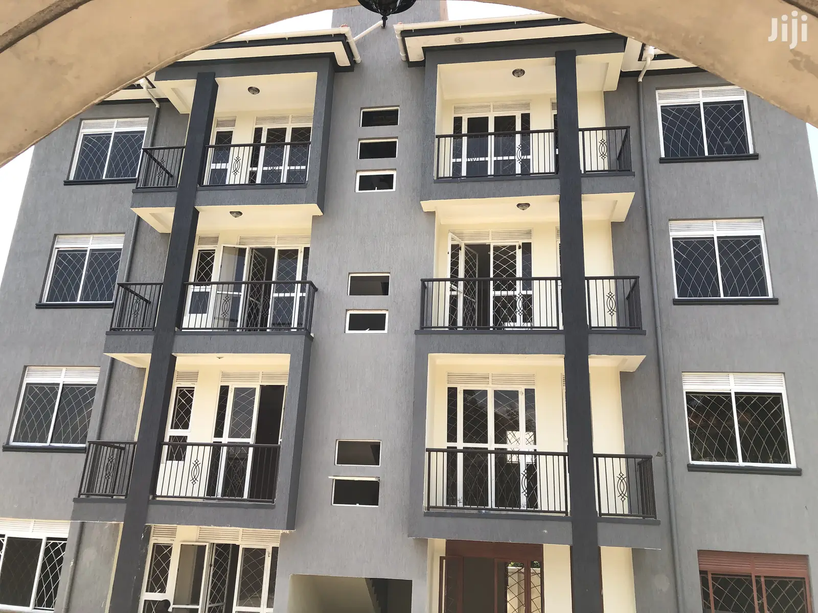 Kisaasi Apartment Building For Sell