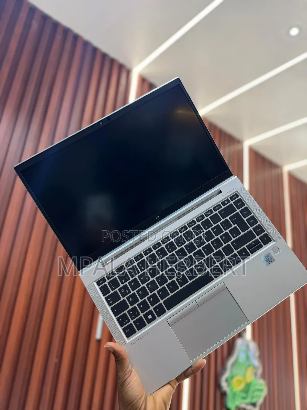 New Laptop HP EliteBook 840 G8 16GB Intel Core i7 SSD 512GB