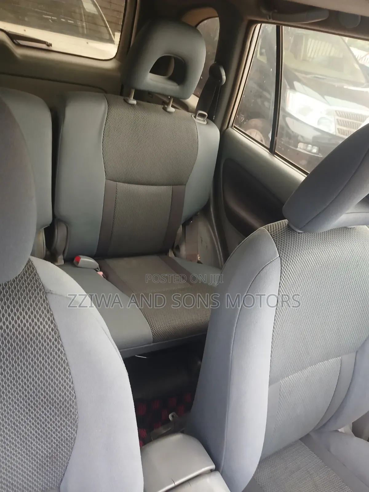 Toyota RAV4 Automatic 2003 Silver